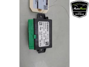 Gebruikte PDC Module Peugeot 308 SW (L4/L9/LC/LJ/LR) 1.2 12V e-THP PureTech 130 Prijs € 35,00 Margeregeling aangeboden door AutoHam