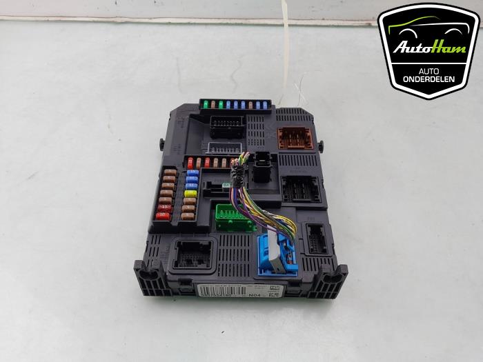 Gebruikte Bodycontrol Module Peugeot 308 SW (L4/L9/LC/LJ/LR) 1.2 12V e-THP PureTech 130 Prijs € 35,00 Margeregeling aangeboden door AutoHam