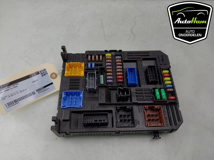 Computer Body Control van een Opel Vivaro 2.0 CDTI 122 2020