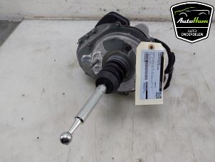 Gebruikte Rembekrachtiger Skoda Octavia Combi (NXAC) 1.5 TSI e-TEC 16V Prijs € 495,00 Margeregeling aangeboden door AutoHam