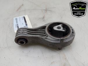 Gebruikte Motorsteun Opel Vivaro 2.0 CDTI 122 Prijs € 60,50 Inclusief btw aangeboden door AutoHam