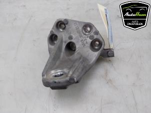 Gebruikte Motorsteun Alfa Romeo Stelvio (949) 2.0 T 16V Q4 Prijs € 25,00 Margeregeling aangeboden door AutoHam