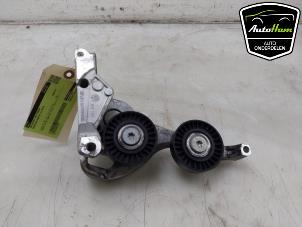 Gebruikte Omlooprol multieriem Mercedes AMG GT (C190) 4.0 R V8 Biturbo Prijs € 50,00 Margeregeling aangeboden door AutoHam