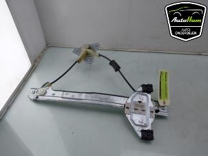 Gebruikte Raammechaniek 4Deurs rechts-voor Citroen C3 (SC) 1.2 VTi 82 12V Prijs € 40,00 Margeregeling aangeboden door AutoHam