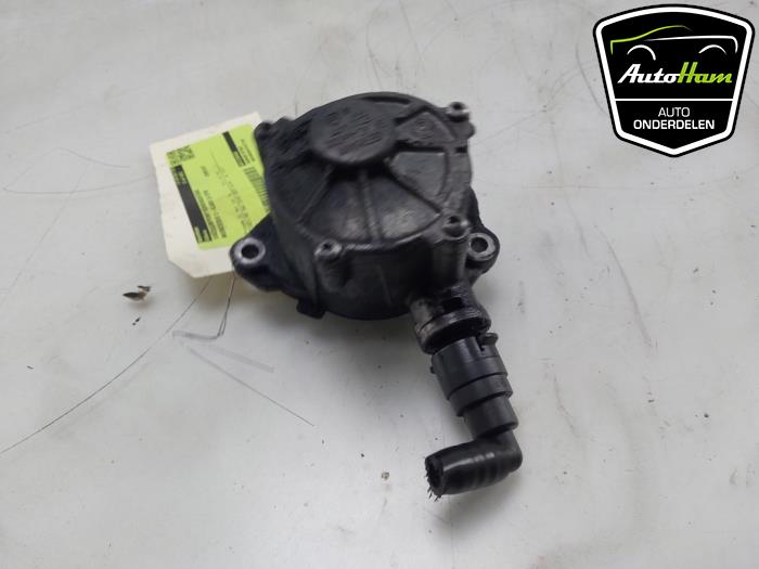 Gebruikte Vacuumpomp Rembekrachtiging Mercedes C (C205) C-220d 2.2 16V BlueTEC Prijs € 75,00 Margeregeling aangeboden door AutoHam