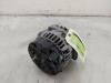 Dynamo van een Mercedes-Benz A (W176) 1.6 A-180 16V 2016