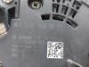 Dynamo van een Mercedes-Benz A (W176) 1.6 A-180 16V 2016
