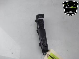 Gebruikte Schakelaar BMW X3 (F25) xDrive30d 24V Prijs € 30,00 Margeregeling aangeboden door AutoHam