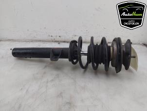 Gebruikte Schokbreker links-voor BMW 3 serie (E92) 335i 24V Prijs € 50,00 Margeregeling aangeboden door AutoHam