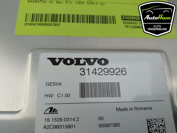 Computer Diversen van een Volvo XC60 II (UZ) 2.0 T8 16V Recharge, Twin Engine AWD 2021