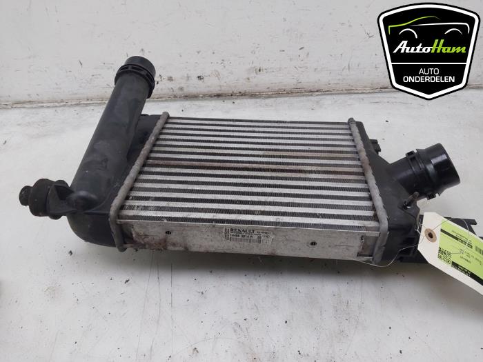 Gebruikte Intercooler Renault Clio IV Estate/Grandtour (7R) 0.9 Energy TCE 12V Prijs € 50,00 Margeregeling aangeboden door AutoHam