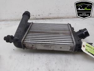 Gebruikte Intercooler Renault Clio IV Estate/Grandtour (7R) 0.9 Energy TCE 12V Prijs € 50,00 Margeregeling aangeboden door AutoHam