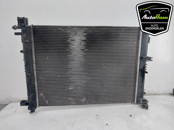 Gebruikte Radiateur Renault Clio IV Estate/Grandtour (7R) 0.9 Energy TCE 12V Prijs € 35,00 Margeregeling aangeboden door AutoHam