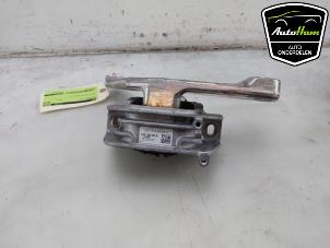 Gebruikte Motorsteun Volkswagen Tiguan (CT1) 1.5 eHybrid 272 Prijs € 95,00 Margeregeling aangeboden door AutoHam