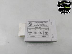 Gebruikte Trekhaak Module BMW 3 serie Touring (E91) 320i 16V Prijs € 50,00 Margeregeling aangeboden door AutoHam