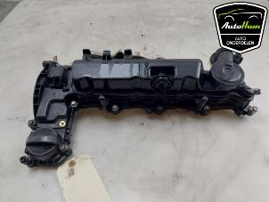 Gebruikte Kleppendeksel Opel Vivaro 2.0 CDTI 122 Prijs € 48,40 Inclusief btw aangeboden door AutoHam