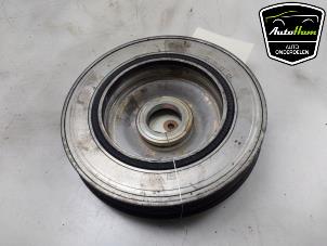 Gebruikte Krukas Poelie Opel Vivaro 2.0 CDTI 122 Prijs € 60,50 Inclusief btw aangeboden door AutoHam