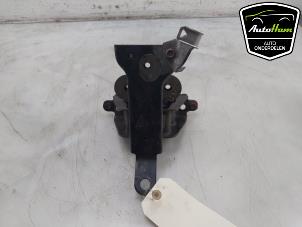 Gebruikte Motorsteun Peugeot 107 1.0 12V Prijs € 20,00 Margeregeling aangeboden door AutoHam