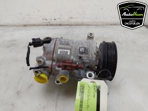 Gebruikte Aircopomp Volkswagen Golf VIII (CD1) 2.0 TDI BlueMotion 16V Prijs € 50,00 Margeregeling aangeboden door AutoHam