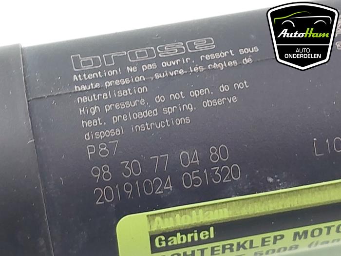 Achterklep motor van een Peugeot 5008 II (M4/MC/MJ/MR) 1.2 12V e-THP PureTech 130 2020