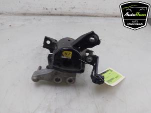 Gebruikte Motorsteun Toyota RAV4 (A4) 2.5 Hybrid 16V VVT-i 4x4 Prijs € 50,00 Margeregeling aangeboden door AutoHam