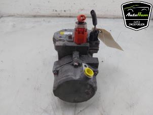 Gebruikte Aircopomp Toyota RAV4 (A4) 2.5 Hybrid 16V VVT-i 4x4 Prijs € 495,00 Margeregeling aangeboden door AutoHam