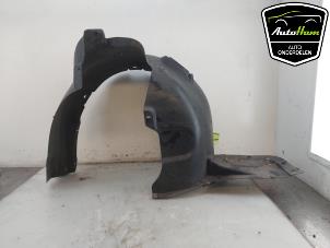 Gebruikte Slijkweerder Skoda Fabia III Combi (NJ5) 1.2 TSI 16V Greentech Prijs € 30,00 Margeregeling aangeboden door AutoHam