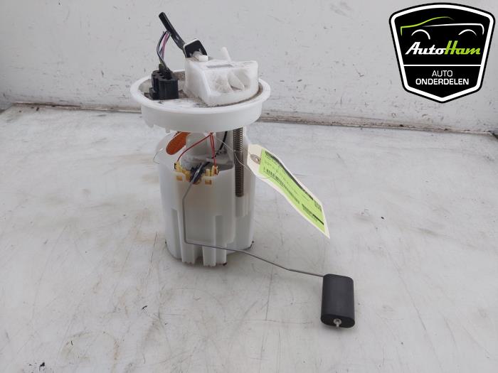 Gebruikte Tank element Pomp Ford Puma 1.0 Ti-VCT EcoBoost Hybrid 12V Prijs € 25,00 Margeregeling aangeboden door AutoHam