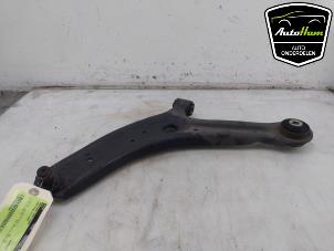 Gebruikte Draagarm links-voor Ford Puma 1.0 Ti-VCT EcoBoost Hybrid 12V Prijs € 75,00 Margeregeling aangeboden door AutoHam
