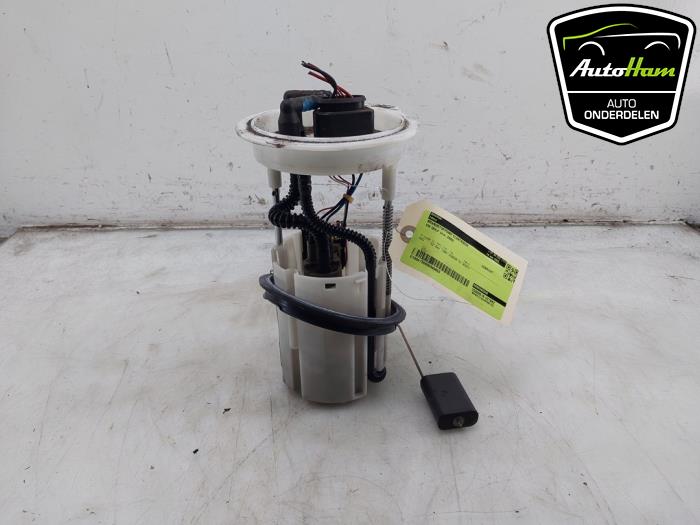 Gebruikte Tank element Pomp Volkswagen Golf V (1K1) 2.0 FSI 16V Prijs € 50,00 Margeregeling aangeboden door AutoHam