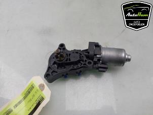 Gebruikte Stoelmotor Toyota RAV4 (A4) 2.5 Hybrid 16V VVT-i 4x4 Prijs € 40,00 Margeregeling aangeboden door AutoHam