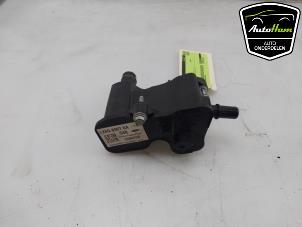 Gebruikte Carterventilatie Ford Focus 4 Wagon 1.0 EcoBoost 12V Hybrid 125 Prijs € 20,00 Margeregeling aangeboden door AutoHam