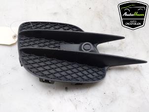 Gebruikte Bumper Rooster Mercedes GLC (X253) 2.0 260 16V 4-Matic Prijs € 20,00 Margeregeling aangeboden door AutoHam