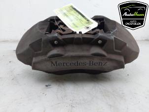 Gebruikte Remklauw (Tang) links-voor Mercedes GLC (X253) 2.0 260 16V 4-Matic Prijs € 95,00 Margeregeling aangeboden door AutoHam