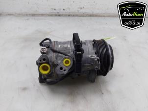 Gebruikte Aircopomp Mercedes GLC (X253) 2.0 260 16V 4-Matic Prijs € 95,00 Margeregeling aangeboden door AutoHam