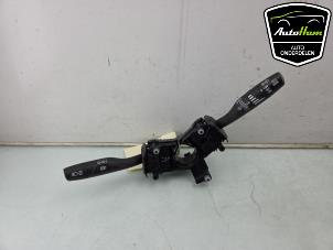 Gebruikte Licht + Raw Schakelaar Opel Insignia Sports Tourer 2.0 CDTI 16V Prijs € 75,00 Margeregeling aangeboden door AutoHam