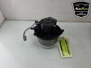 Gebruikte Aanjager Opel Insignia Sports Tourer 2.0 CDTI 16V Prijs € 85,00 Margeregeling aangeboden door AutoHam