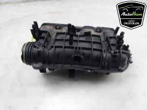 Gebruikte Inlaatspruitstuk Volkswagen Golf VIII (CD1) 1.5 eTSI 16V Prijs € 195,00 Margeregeling aangeboden door AutoHam