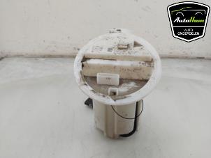 Gebruikte Tank element Pomp Mercedes C (W204) 1.8 C-180 CGI 16V Prijs € 45,00 Margeregeling aangeboden door AutoHam