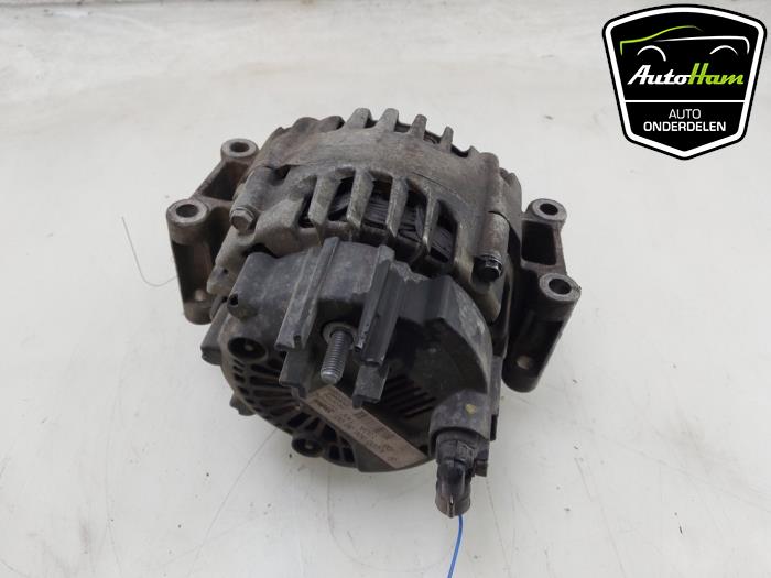 Dynamo van een Mercedes-Benz C (W204) 1.8 C-180 CGI 16V 2012