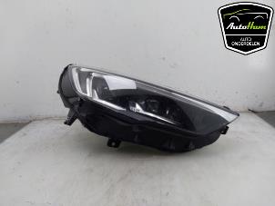 Gebruikte Koplamp rechts Opel Insignia Sports Tourer 2.0 CDTI 16V Prijs € 1.250,00 Margeregeling aangeboden door AutoHam