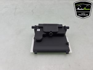 Gebruikte Camera voorzijde Ford Fiesta 7 1.0 EcoBoost 12V 100 Prijs € 95,00 Margeregeling aangeboden door AutoHam