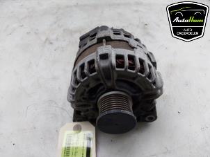 Gebruikte Dynamo Renault Kadjar (RFEH) 1.2 Energy TCE 130 Prijs € 40,00 Margeregeling aangeboden door AutoHam