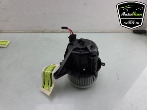 Gebruikte Chaufage Ventilatiemotor Porsche 718 Boxster (982) 2.5 S Turbo Prijs € 125,00 Margeregeling aangeboden door AutoHam