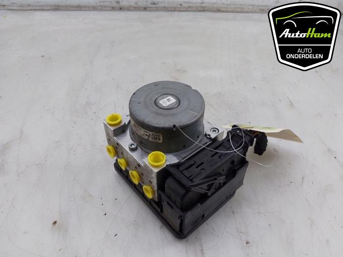 Gebruikte ABS Pomp Ford Fiesta 7 1.0 EcoBoost 12V 100 Prijs € 175,00 Margeregeling aangeboden door AutoHam