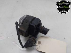 Gebruikte Waterpomp Volkswagen Tiguan (AD1) 1.4 TSI eHybrid 16V Prijs € 40,00 Margeregeling aangeboden door AutoHam