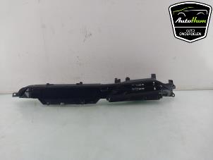 Gebruikte Display Interieur Ferrari 296 GTS 3.0 PHEV Prijs op aanvraag aangeboden door AutoHam