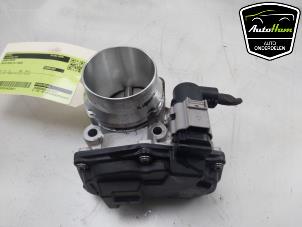 Gebruikte Gasklephuis Volvo XC40 (XZ) 1.5 T5 Plug-in Hybrid 16V Prijs € 135,00 Margeregeling aangeboden door AutoHam