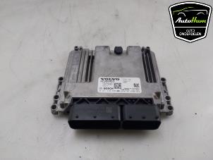Gebruikte Computer Motormanagement Volvo XC40 (XZ) 1.5 T5 Plug-in Hybrid 16V Prijs € 250,00 Margeregeling aangeboden door AutoHam