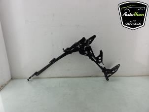 Gebruikte Scharnier cabriodak Ferrari 296 GTS 3.0 PHEV Prijs op aanvraag aangeboden door AutoHam